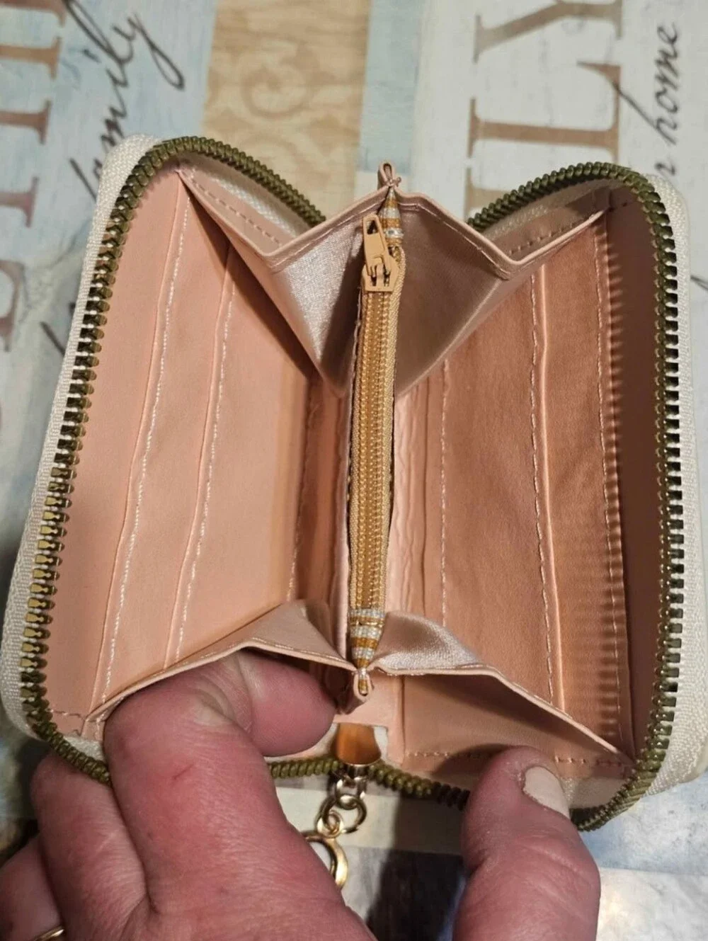 Stitch Wallet
